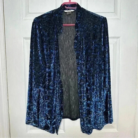 Tanjay Cardigan  Velvet Blue / Black / White Size Large - Picture 1 of 16